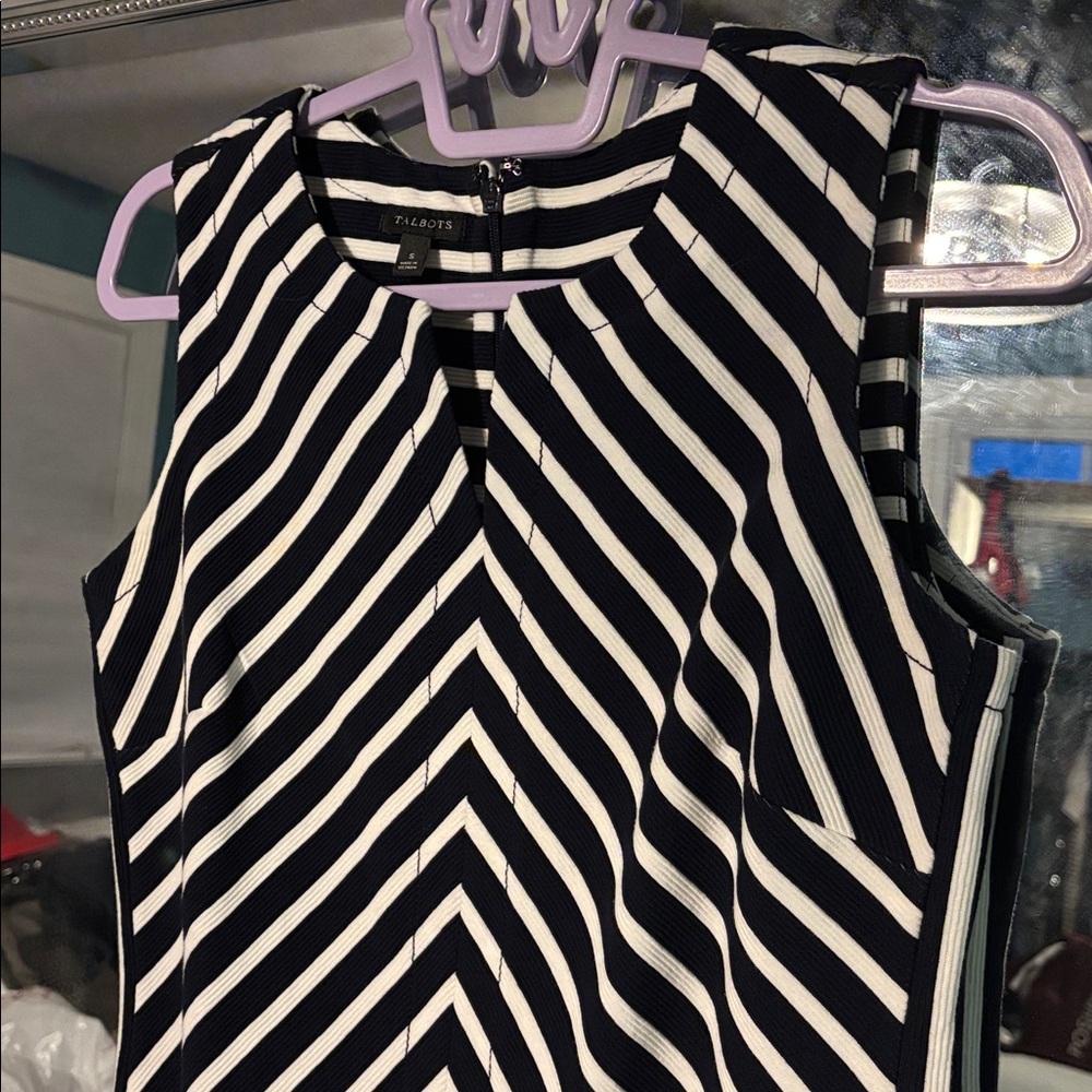 Talbots Navy and White Chevron Dress - Picture 2 of 4